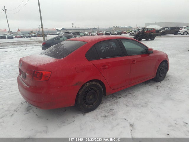 3VW1K7AJ3EM424000 Volkswagen JETTA
