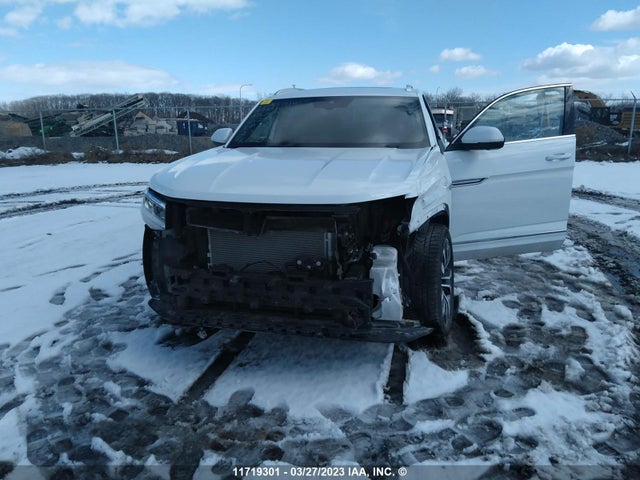 1V2FE2CA8PC203138 Volkswagen Atlas Cross Sport Se