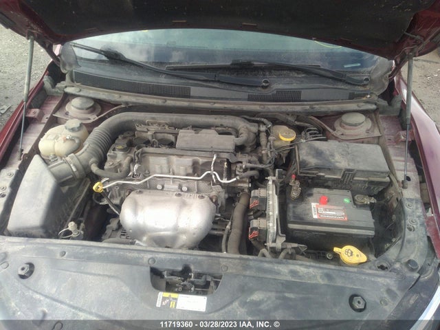 1C3CCCFB4FN739998 Chrysler 200 LX