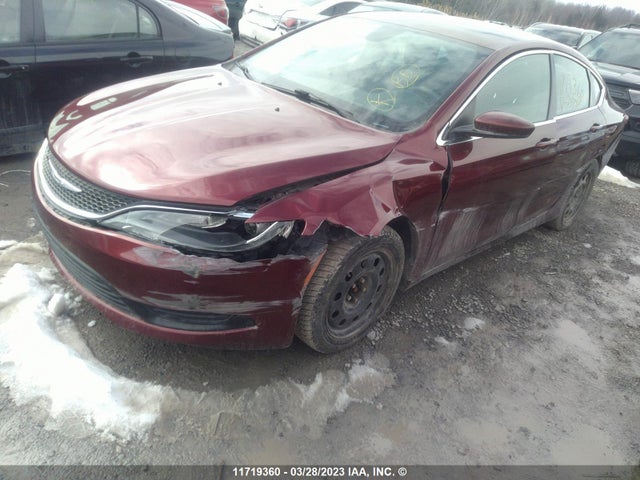 1C3CCCFB4FN739998 Chrysler 200 LX