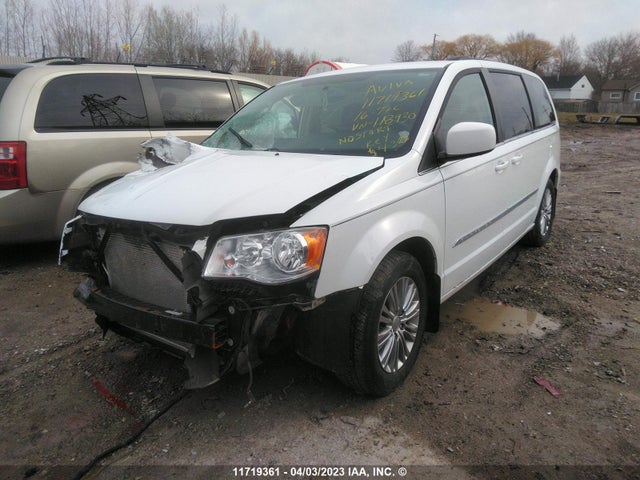 2C4RC1CG1GR118930 Chrysler Town & Country Touring L