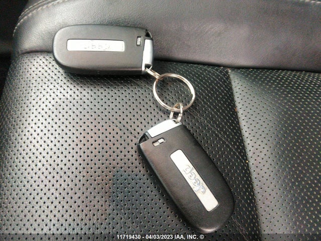 1C4RJFCT9MC700147 Jeep Grand Cherokee Overland