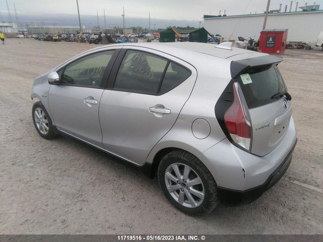 Toyota PRIUS C 2017 JTDKDTB39H1595555 Image 4