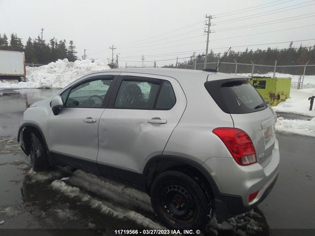 Chevrolet TRAX LS 2019 3GNCJNSB3KL359040 Image 4