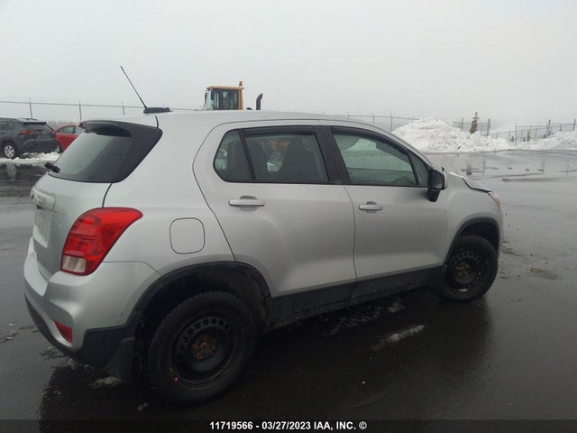 Chevrolet TRAX LS 2019 3GNCJNSB3KL359040 Image 5