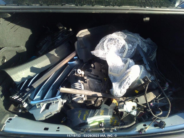 WAUCNAF43JN008349 Audi A4 Technik