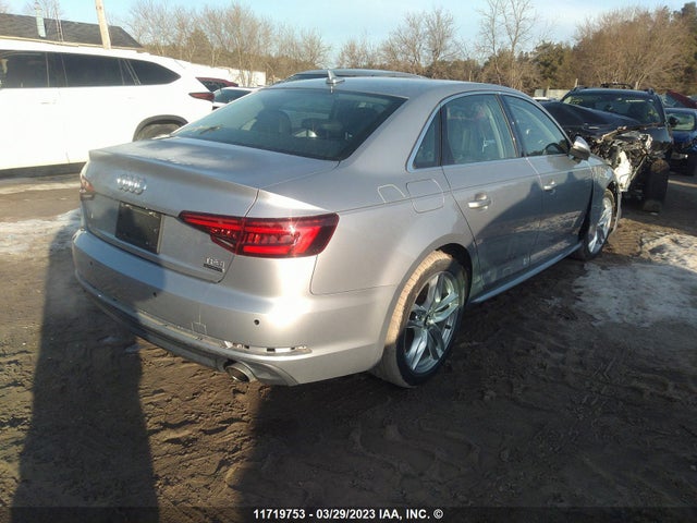 WAUCNAF43JN008349 Audi A4 Technik