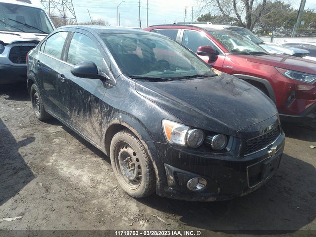 Chevrolet SONIC LT 2015 1G1JC5SH4F4154636 Image 1