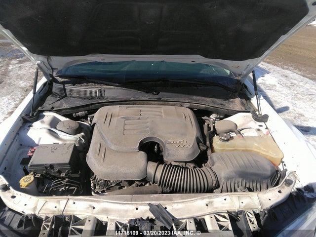 2C3CCAAG3FH864183 Chrysler 300 Limited