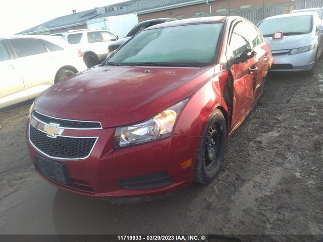 Chevrolet CRUZE LT 2014 1G1PC5SB3E7406251 Image 2