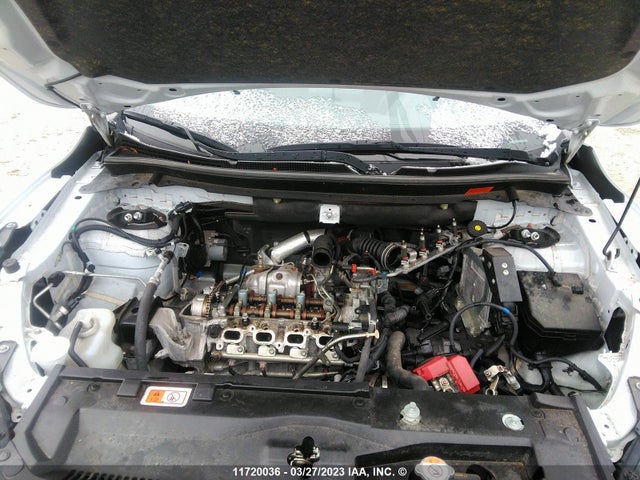 JA4ATUAA8NZ601499 Mitsubishi Eclipse Cross Es