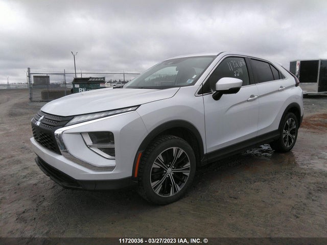 JA4ATUAA8NZ601499 Mitsubishi Eclipse Cross Es