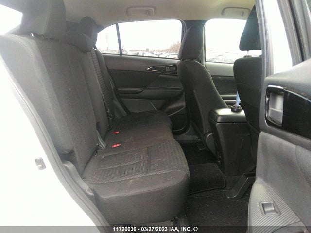 JA4ATUAA8NZ601499 Mitsubishi Eclipse Cross Es