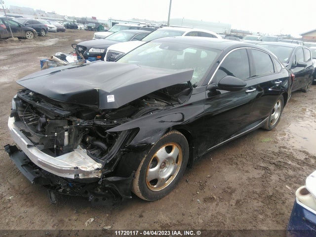 Honda Accord Touring 2018 1HGCV1F98JA801783 Image 2
