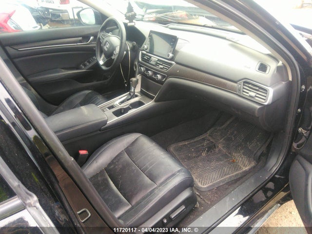 Honda Accord Touring 2018 1HGCV1F98JA801783 Image 7