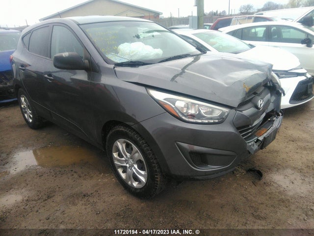 2014 KM8JT3AFXEU865683 main image