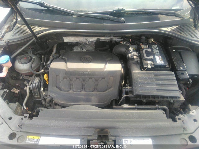 3VV4B7AX5JM082887 Volkswagen Tiguan Sel Premium
