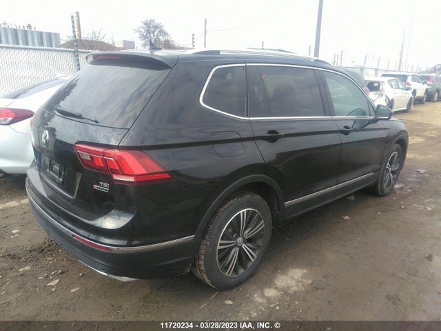 3VV4B7AX5JM082887 Volkswagen Tiguan Sel Premium
