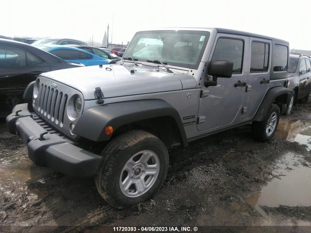 1C4BJWDG8GL314889 Jeep Wrangler Unlimited Sport