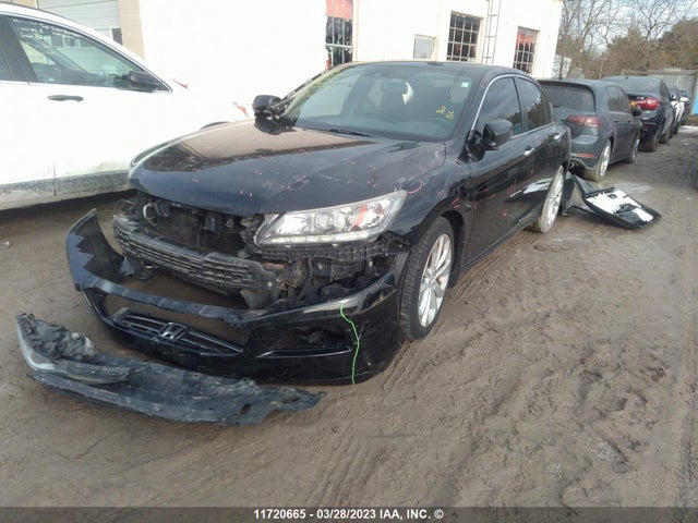 Honda Accord Touring 2015 1HGCR2F91FA801254 Image 2
