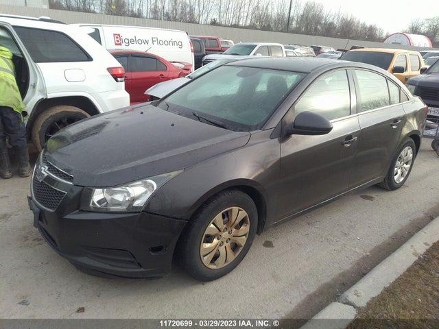 Chevrolet CRUZE LT 2014 1G1PC5SB3E7296446 Image 2