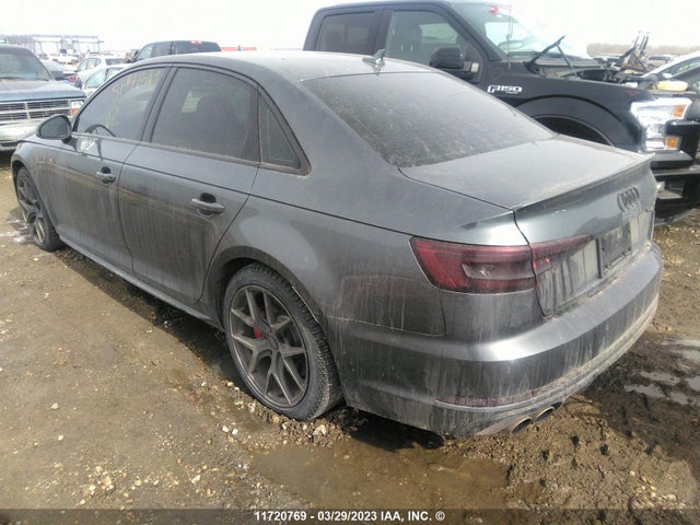 WAUC4AF44JA001758 Audi S4 Prestige
