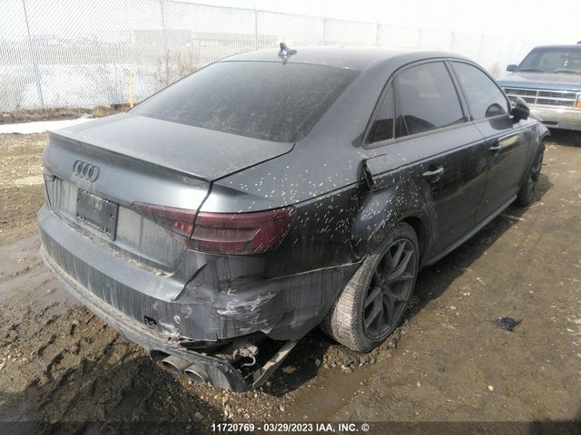WAUC4AF44JA001758 Audi S4 Prestige