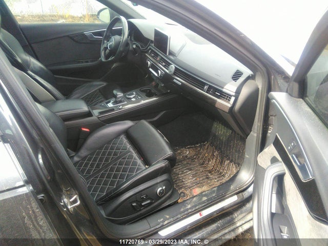 WAUC4AF44JA001758 Audi S4 Prestige