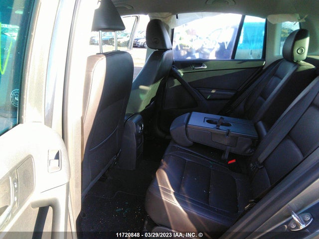 Volkswagen Tiguan Wolfsburg 2017 WVGNV7AX7HK032127 Image 9