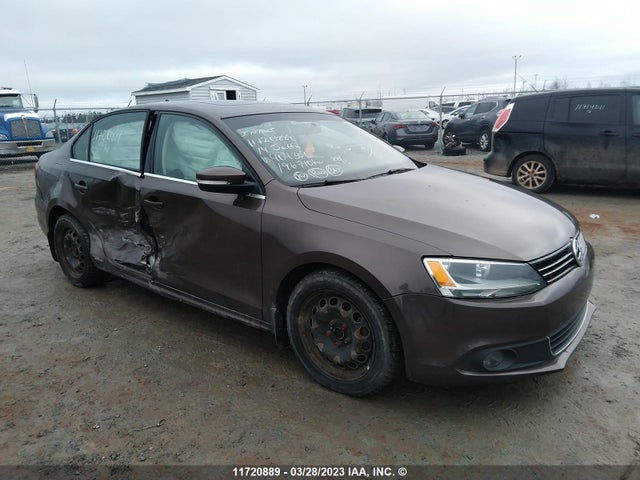 3VW3L7AJ9EM404307 auction archive image