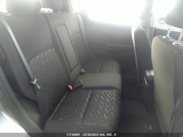 JA4AJUAU9PU601365 Mitsubishi RVR ES