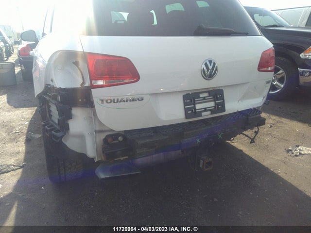 WVGDF9BPXED002316 Volkswagen TOUAREG V6