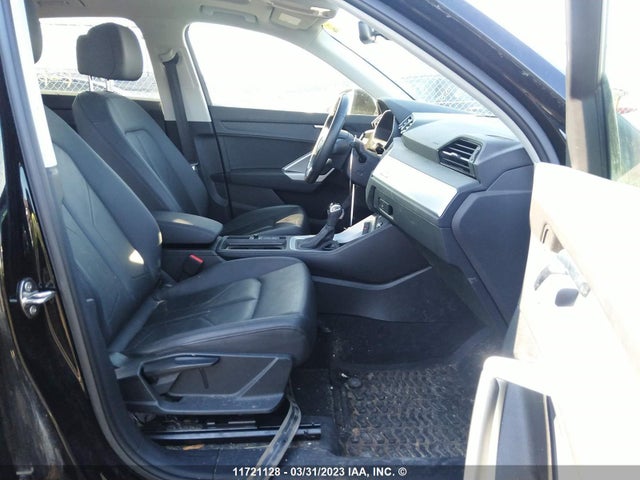 WA1AECF32M1036355 Audi Q3 Komfort 45