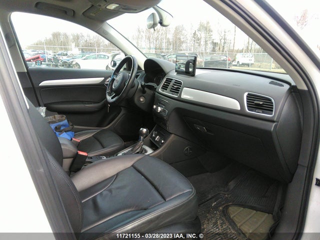 WA1EFCFSXGR023946 Audi Q3 Premium Plus