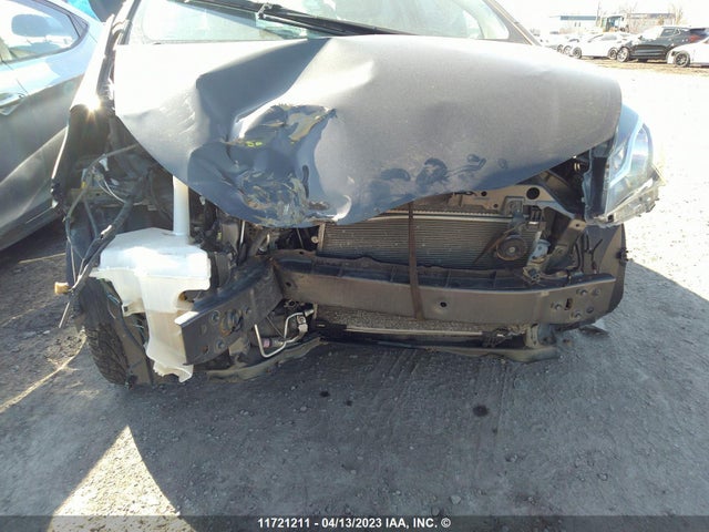Toyota Yaris 2019 VNKKTUD39KA101165 Image 8