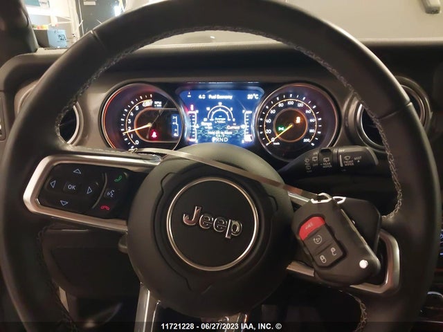 1C4HJXEN4MW865702 Jeep Wrangler Unlimited Sahara