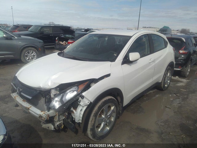 Honda HR-V LX 2016 3CZRU6H33GM111205 Image 2