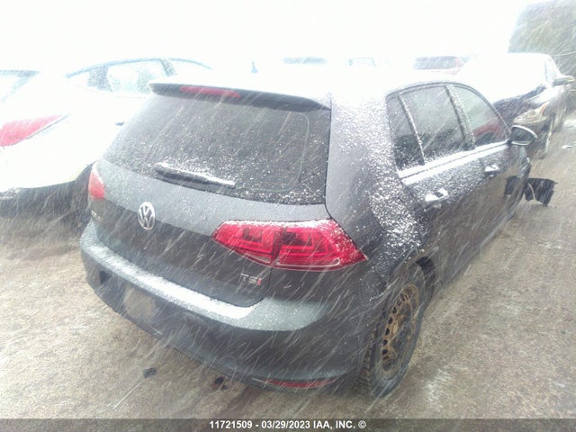 3VW217AU6FM060027 Volkswagen GOLF