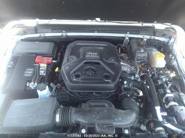 1C4HJXEN6PW586787 Jeep Wrangler Sahara