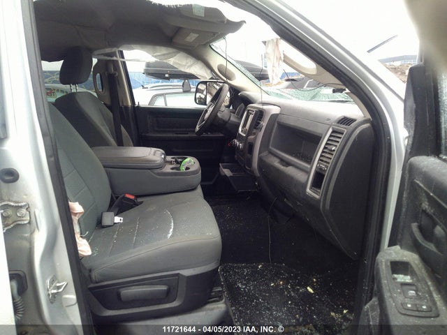 1C6RR7FG1ES310865 RAM 1500 St