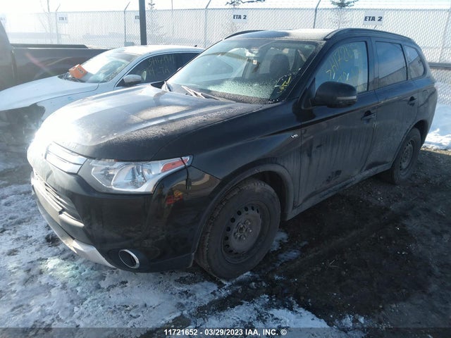 JA4JZ3AX8FZ601744 Mitsubishi Outlander Se