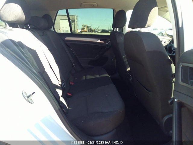 3VW217AUXFM032781 Volkswagen GOLF