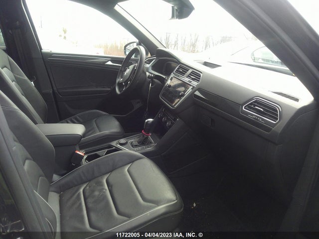 3VV4B7AX7MM068171 Volkswagen Tiguan Sel Premium R-line