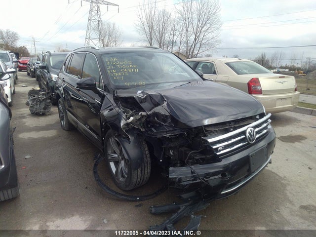 3VV4B7AX7MM068171 Volkswagen Tiguan Sel Premium R-line