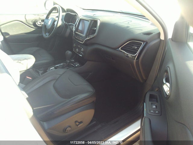 1C4PJMMX7MD176262 Jeep Cherokee Latitude Lux