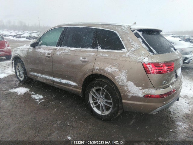 WA1LAAF76JD043864 Audi Q7 Premium Plus