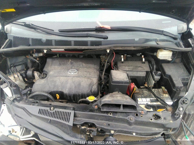 Toyota Sienna 2012 5TDZK3DC3CS227028 Image 10