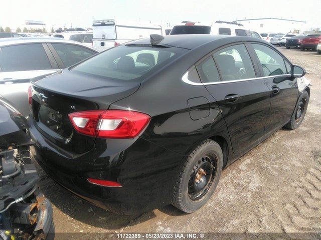 Chevrolet Cruze 2018 1G1BE5SM8J7205395 Image 4