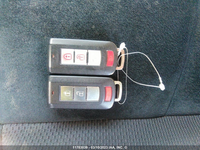 JA4JT3AX3BU607881 Mitsubishi Outlander Se