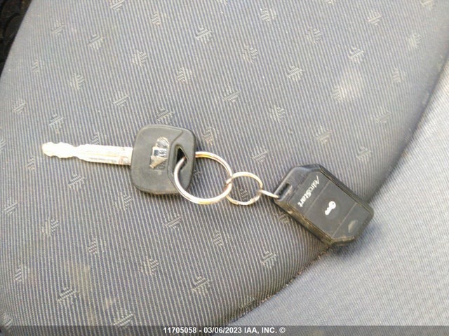 Toyota Echo 2004 JTDJT123840060168 Image 3